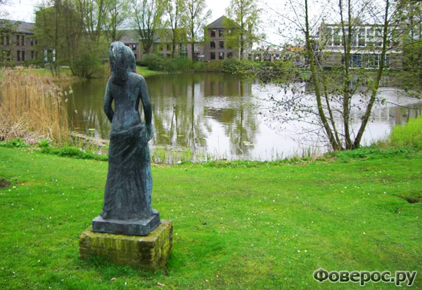 Вехел (Veghel) - Город в Голландии (Netherlands) - Озеро или пруд